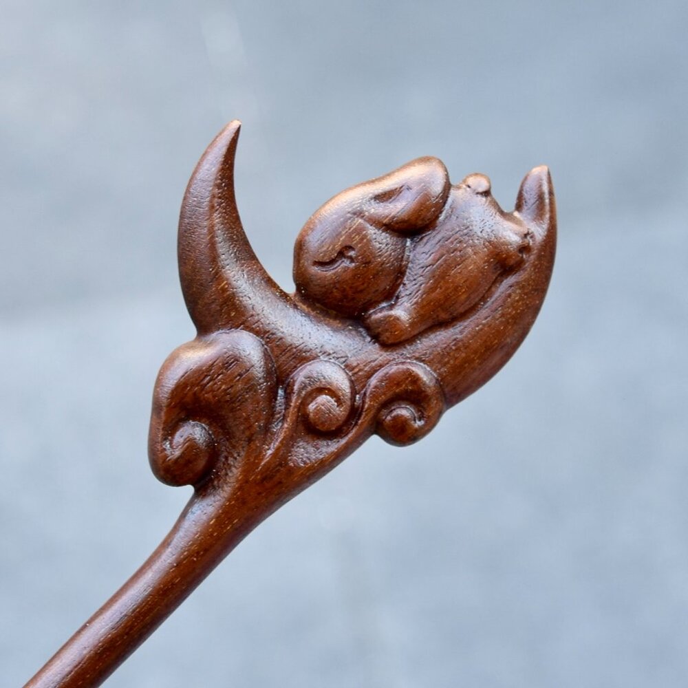 Wooden Hair Stick with Carved Cat Detail - Brown